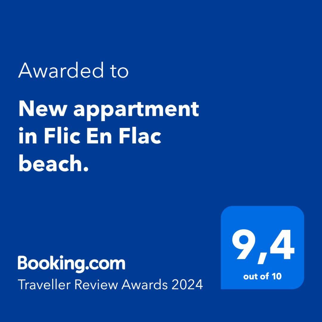 Westside Holidays Flic En Flac Beach 外观 照片